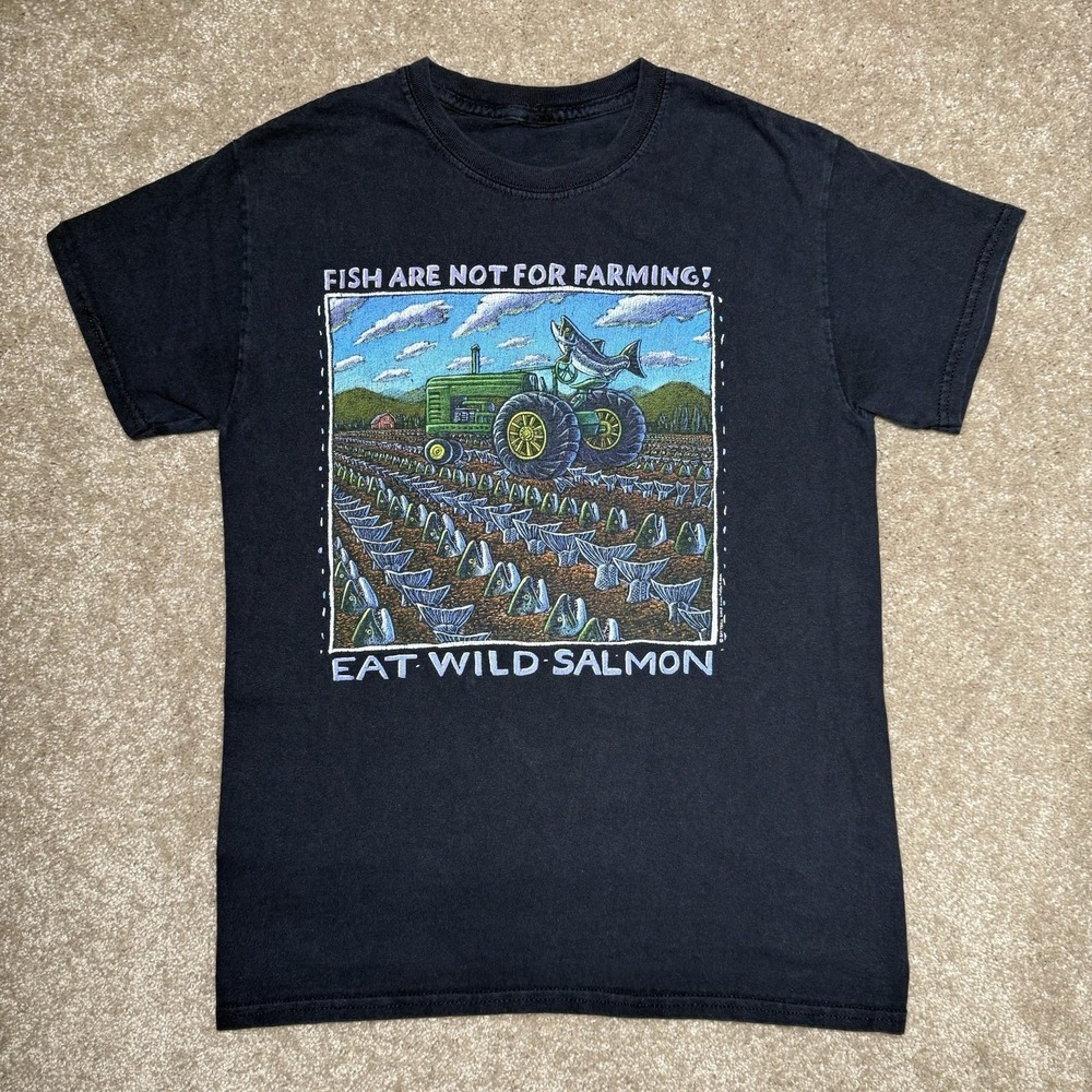 Vintage 2003 Eat Wild Salmon Fish Are Not For Farming Graphic T Shirt Size Small